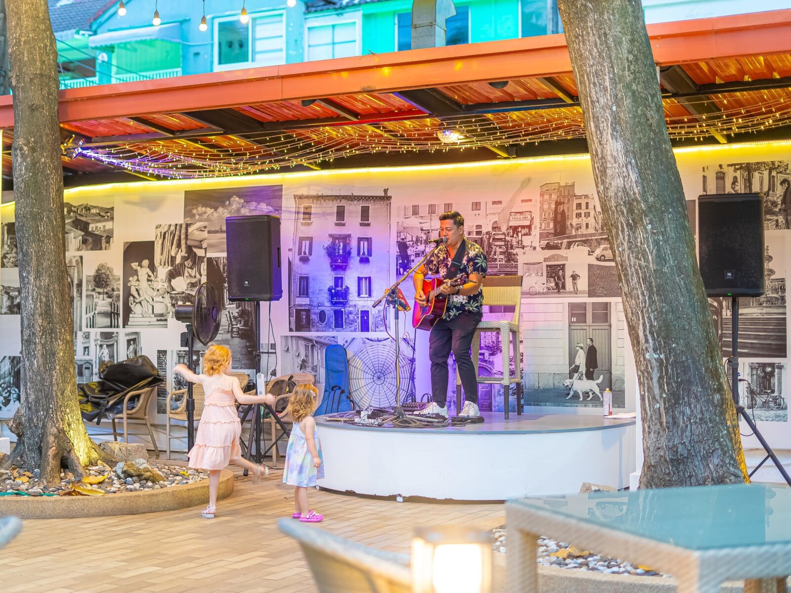 Terrazzo Bar