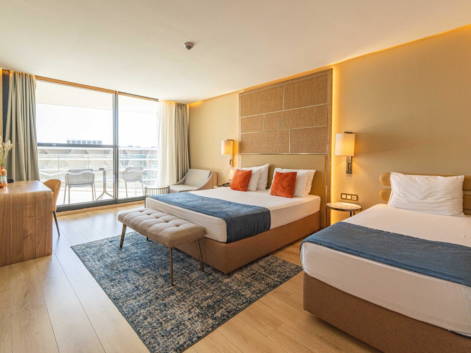 Wohnbeispiel Double Room Side Sea View