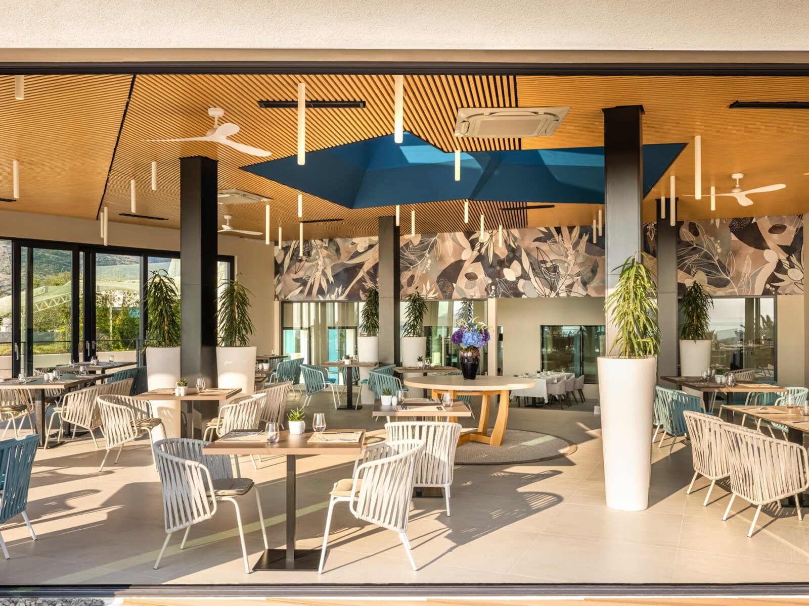 Momenti Restaurant