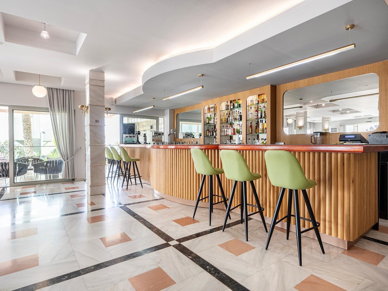 Lobbybar