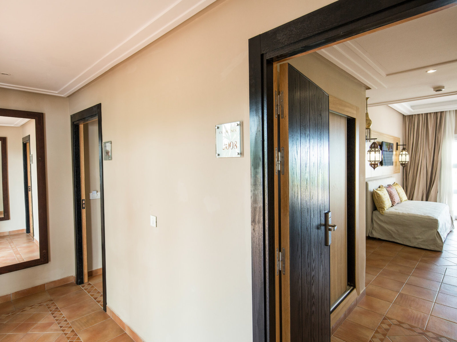 Wohnbeispiel Family Double Room Classic Connecting Corridor