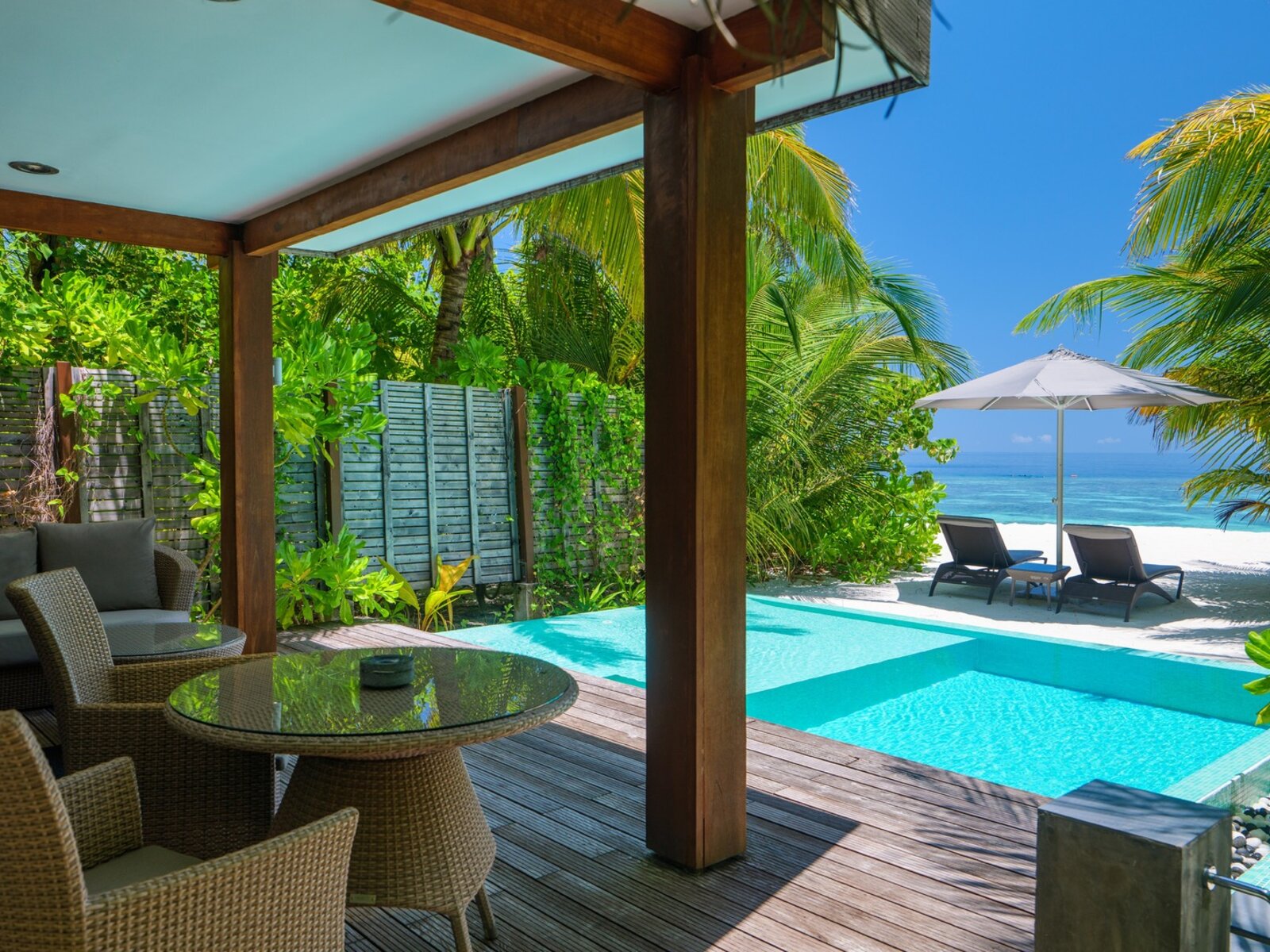 Wohnbeispiel Duplex Pool Villa