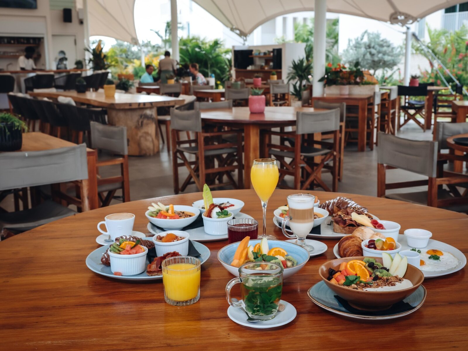 Sunset Bar & Restaurant