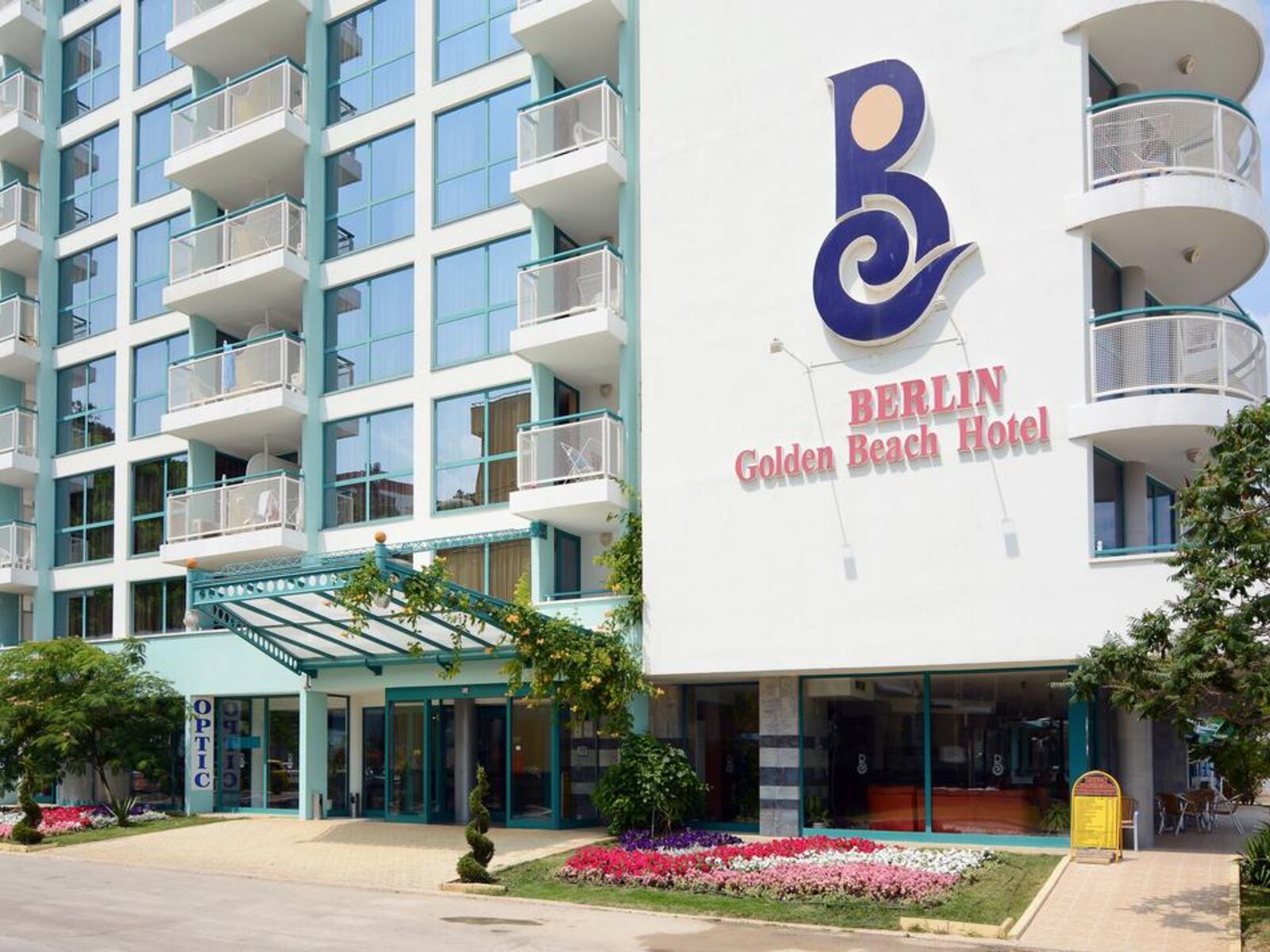 hotel berlin golden beach photos