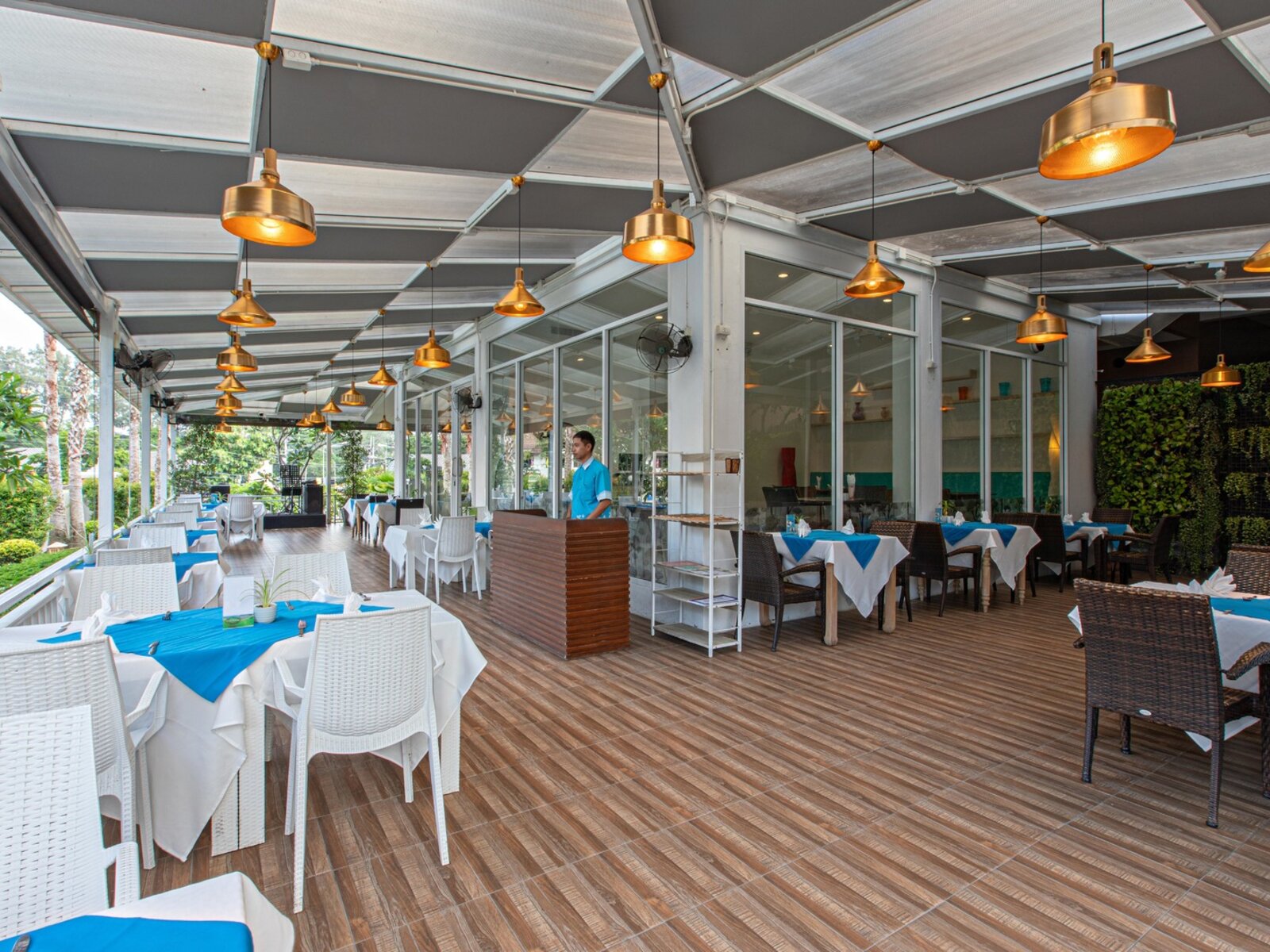 White Palm Restaurant