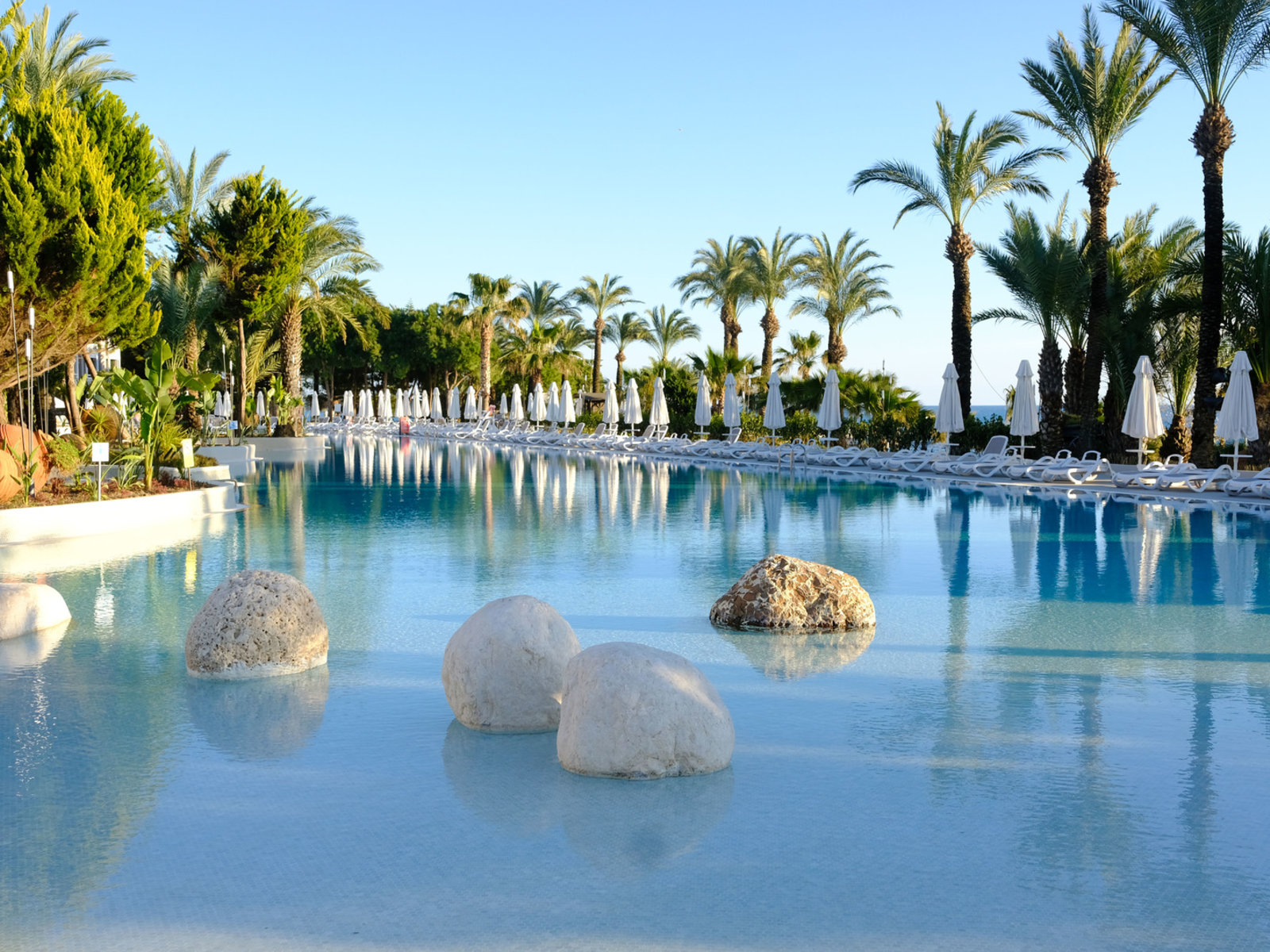 Pool 2