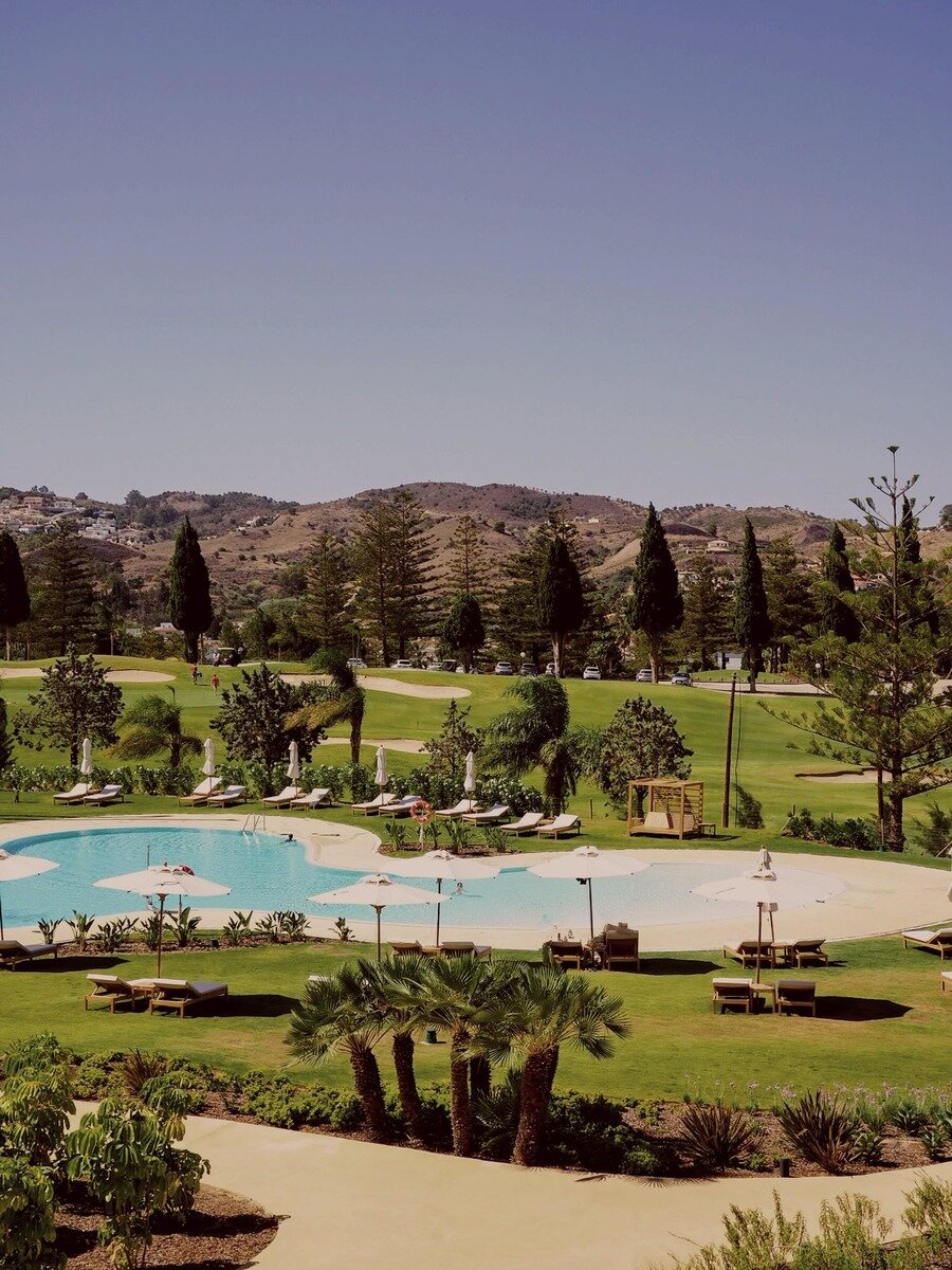 La Bartola pool