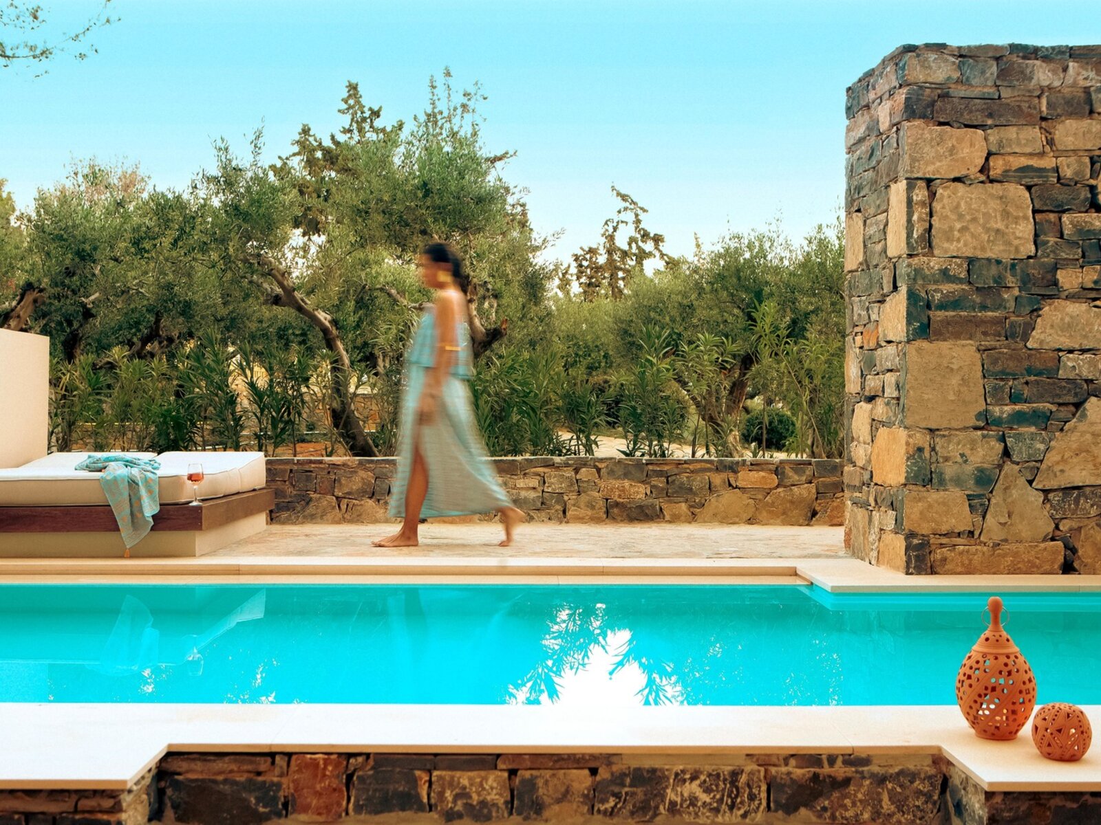Wohnbeispiel Honeymoon Suite with Private Pool and Jacuzzi