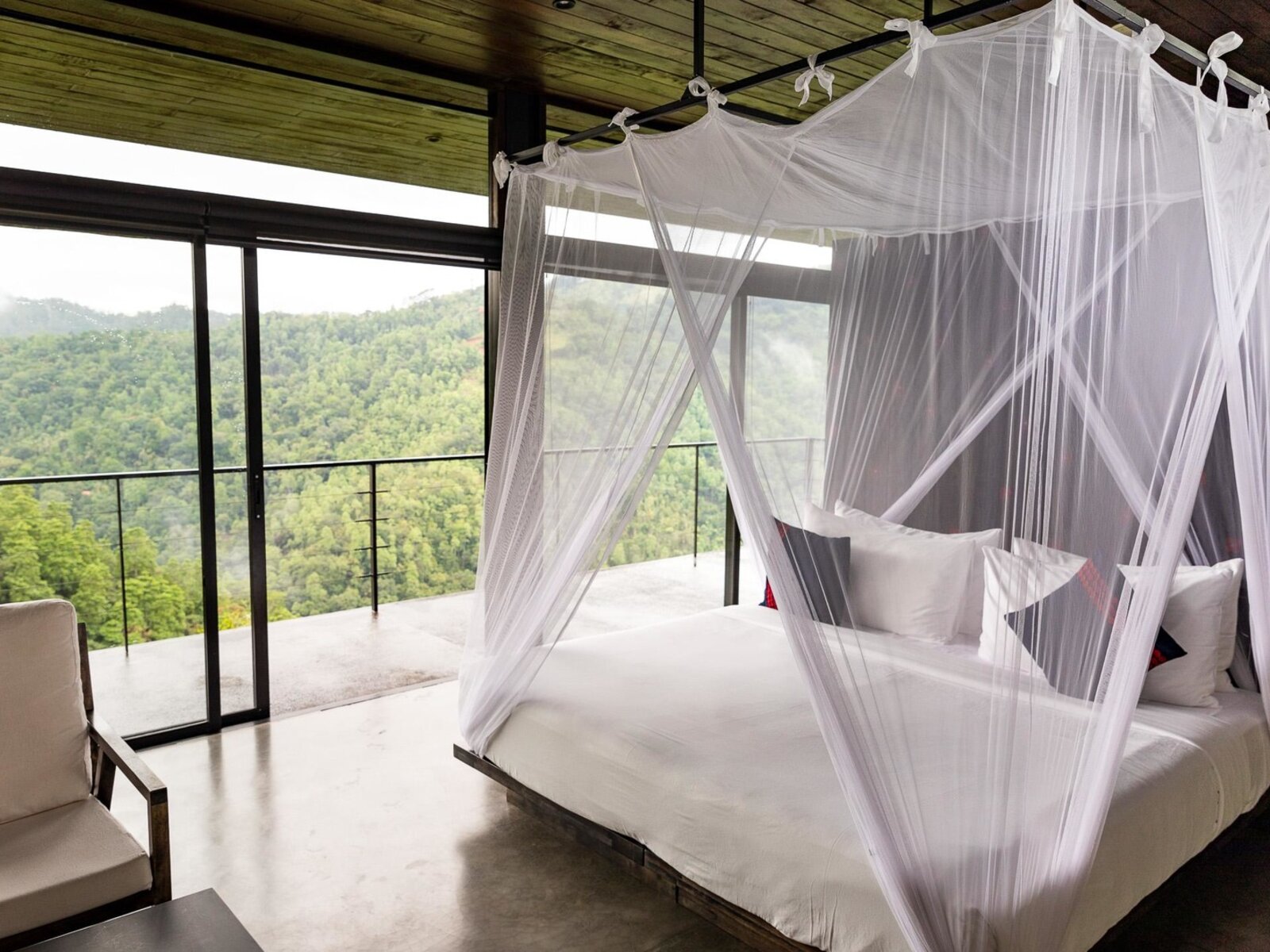 Wohnbeispiel Mountain View Chalet - Santani Refresh Included