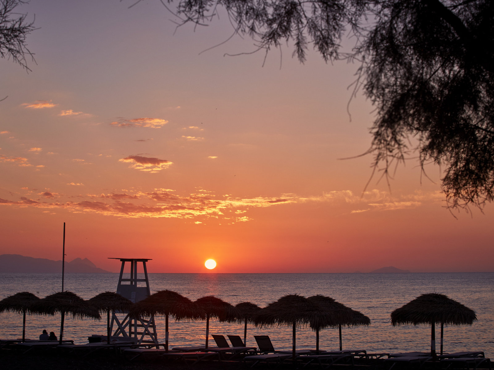 Perissa beach