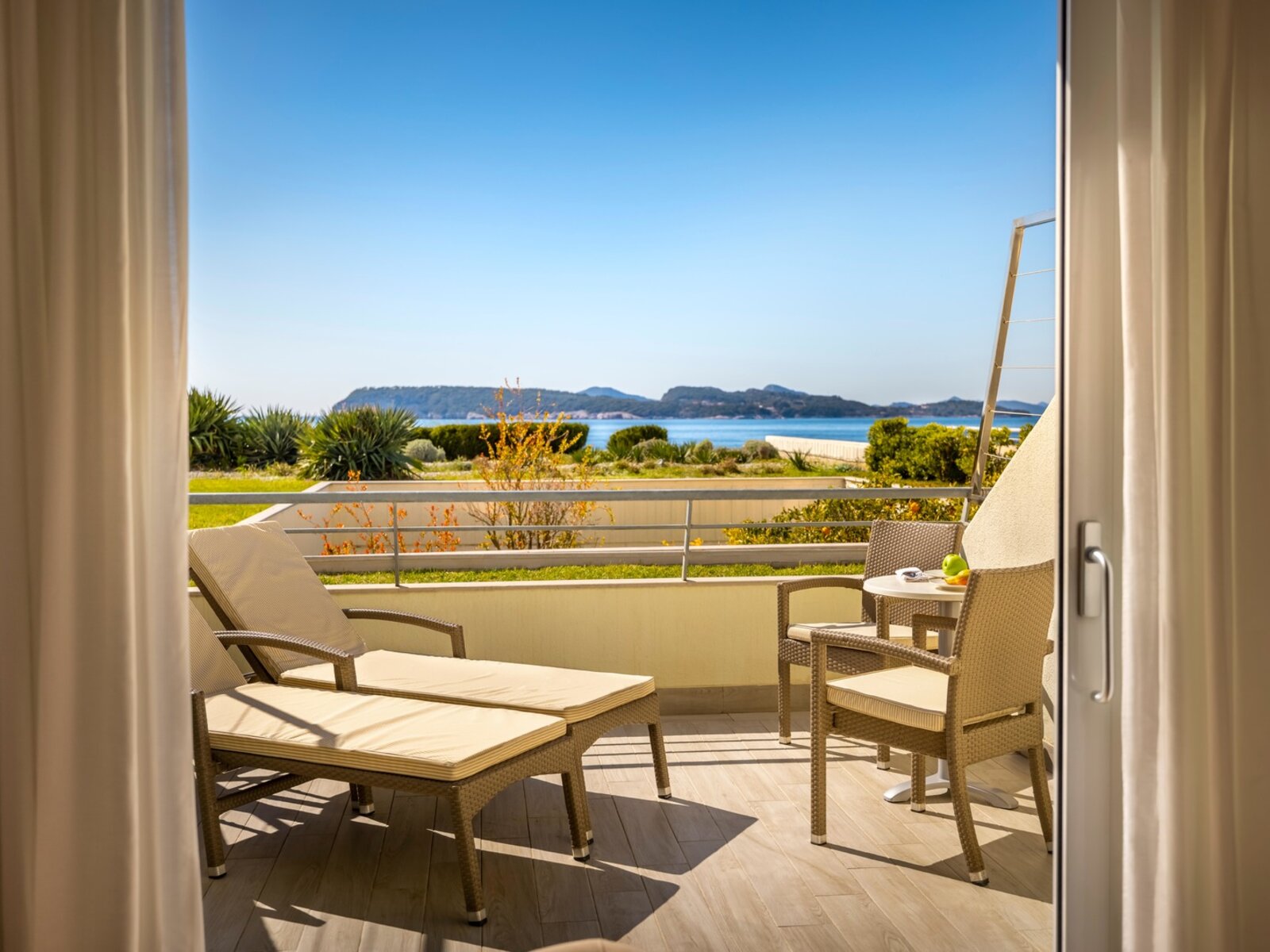 Wohnbeispiel Room for 2+1 Seaview
