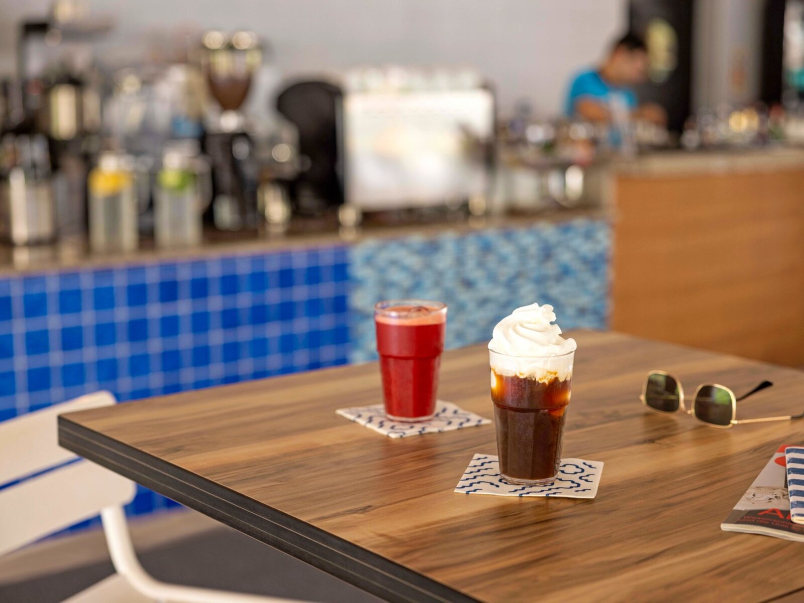 Pool Bar