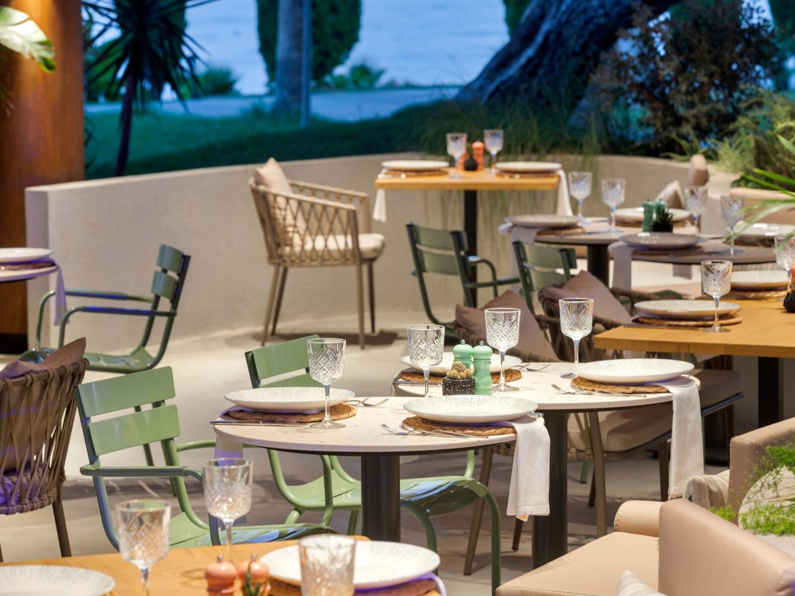 Indigo Gusto Restaurant & Bar