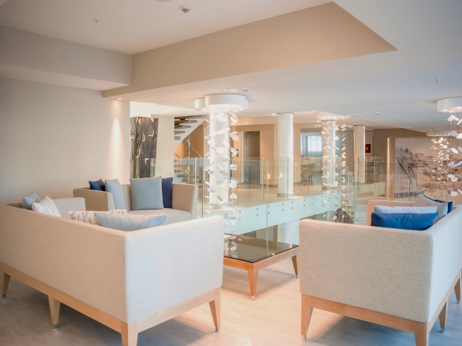 Lobby Bar
