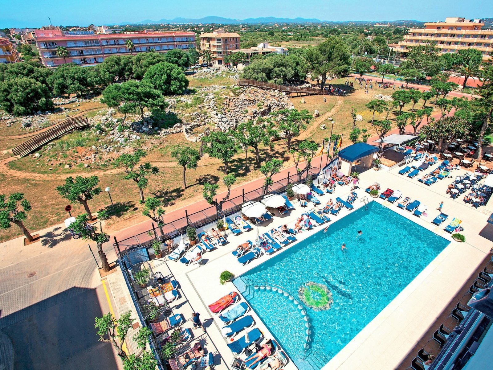 Pool