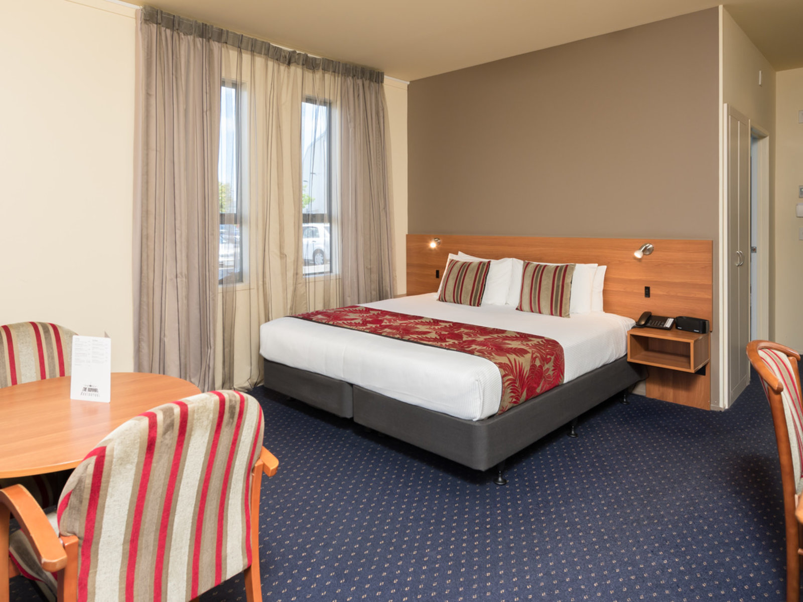 Wohnbeispiel ROH Hotel Room