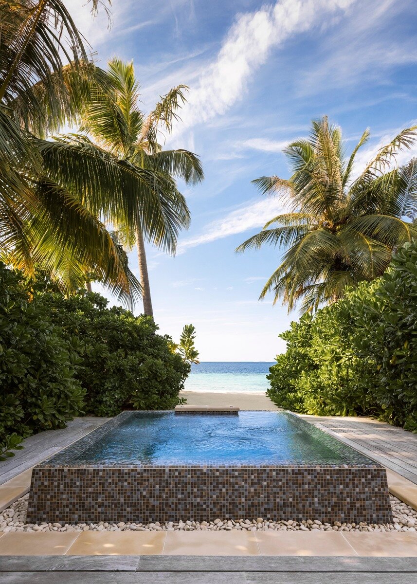 Wohnbeispiel Three Bedroom Grand Beach Villa With Pool