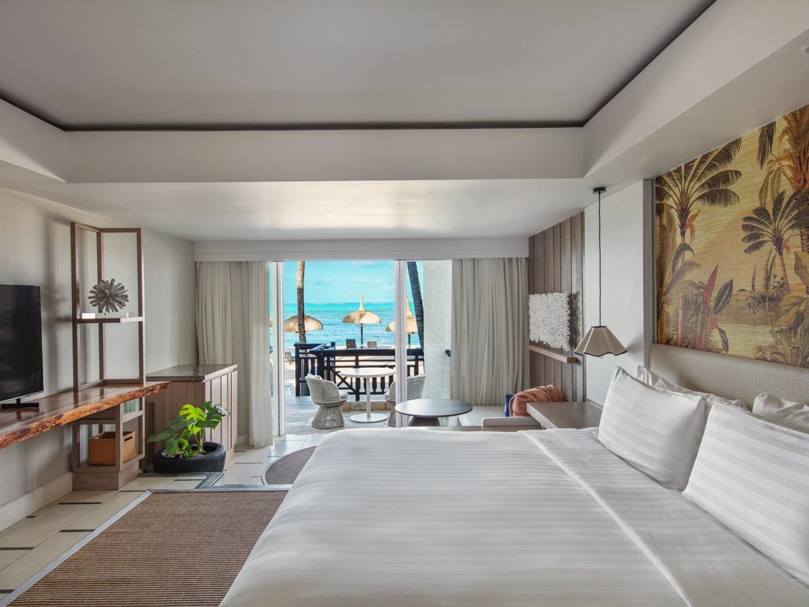 Wohnbeispiel Coral Beachfront Room