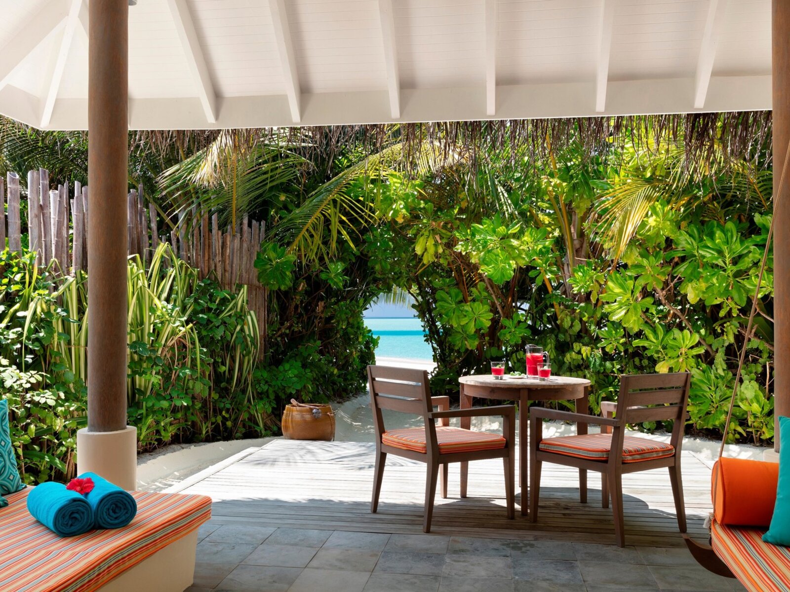 Wohnbeispiel Honeymoon/Annivers. Sunrise Beach Villa