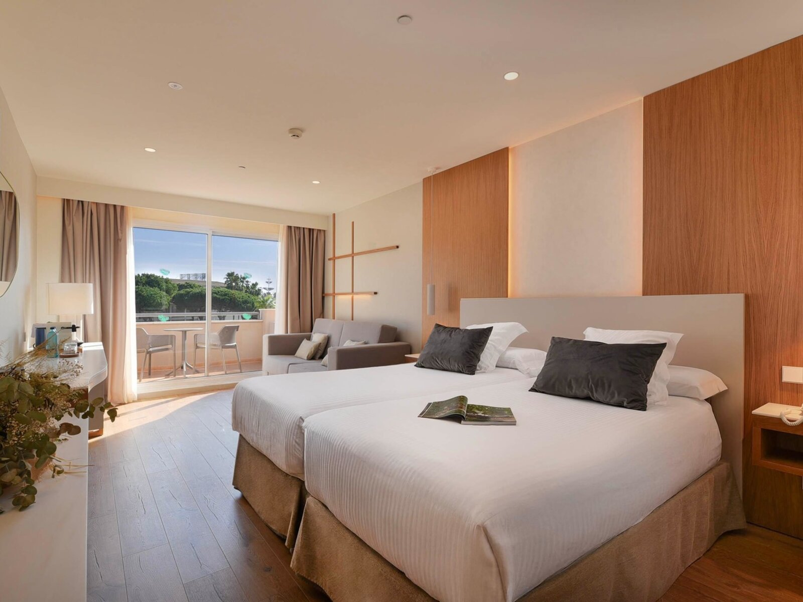 Wohnbeispiel Double Room Superior Side Sea View Premium