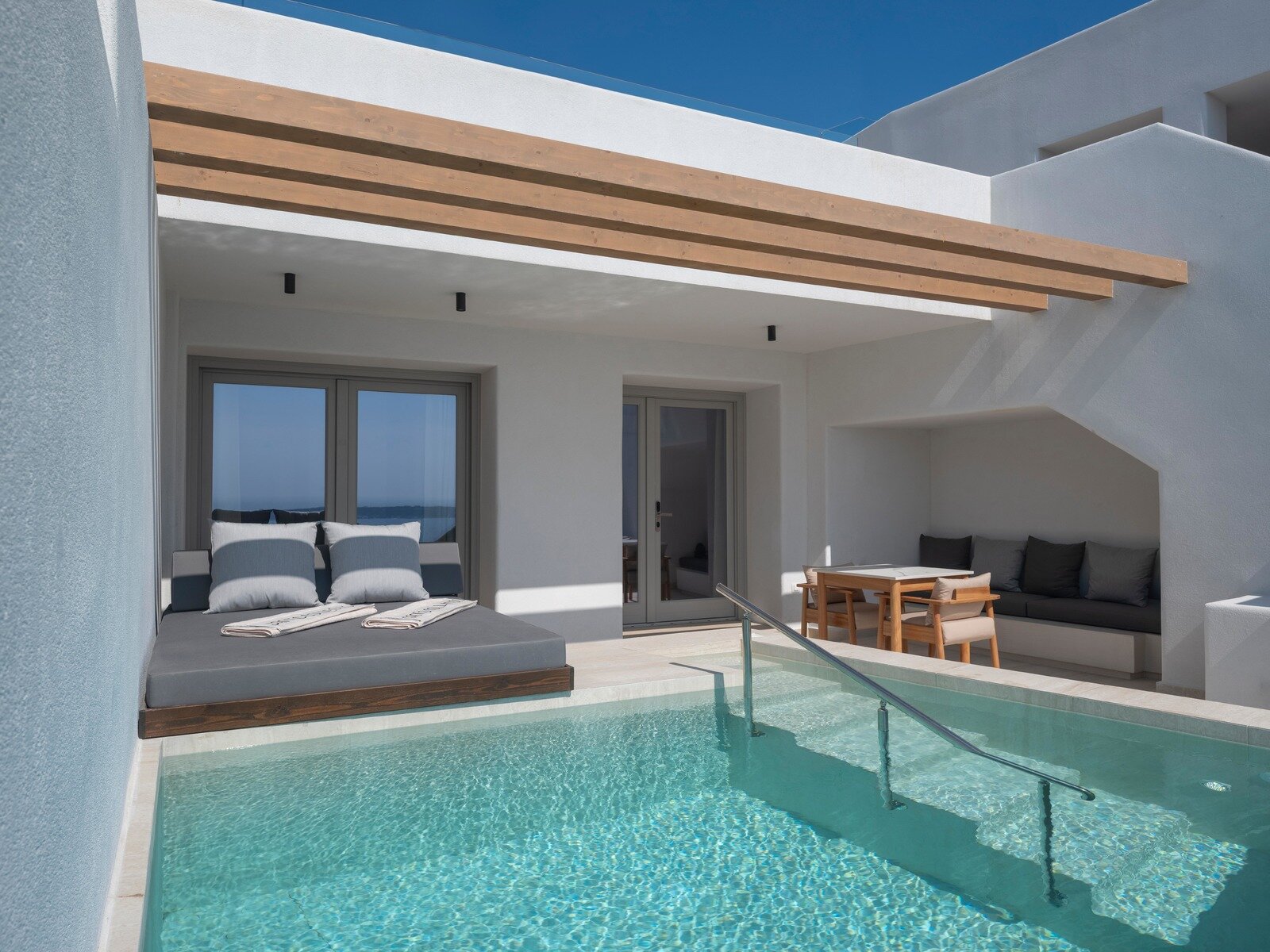 Wohnbeispiel Sunset  Sea View Suite with Pool