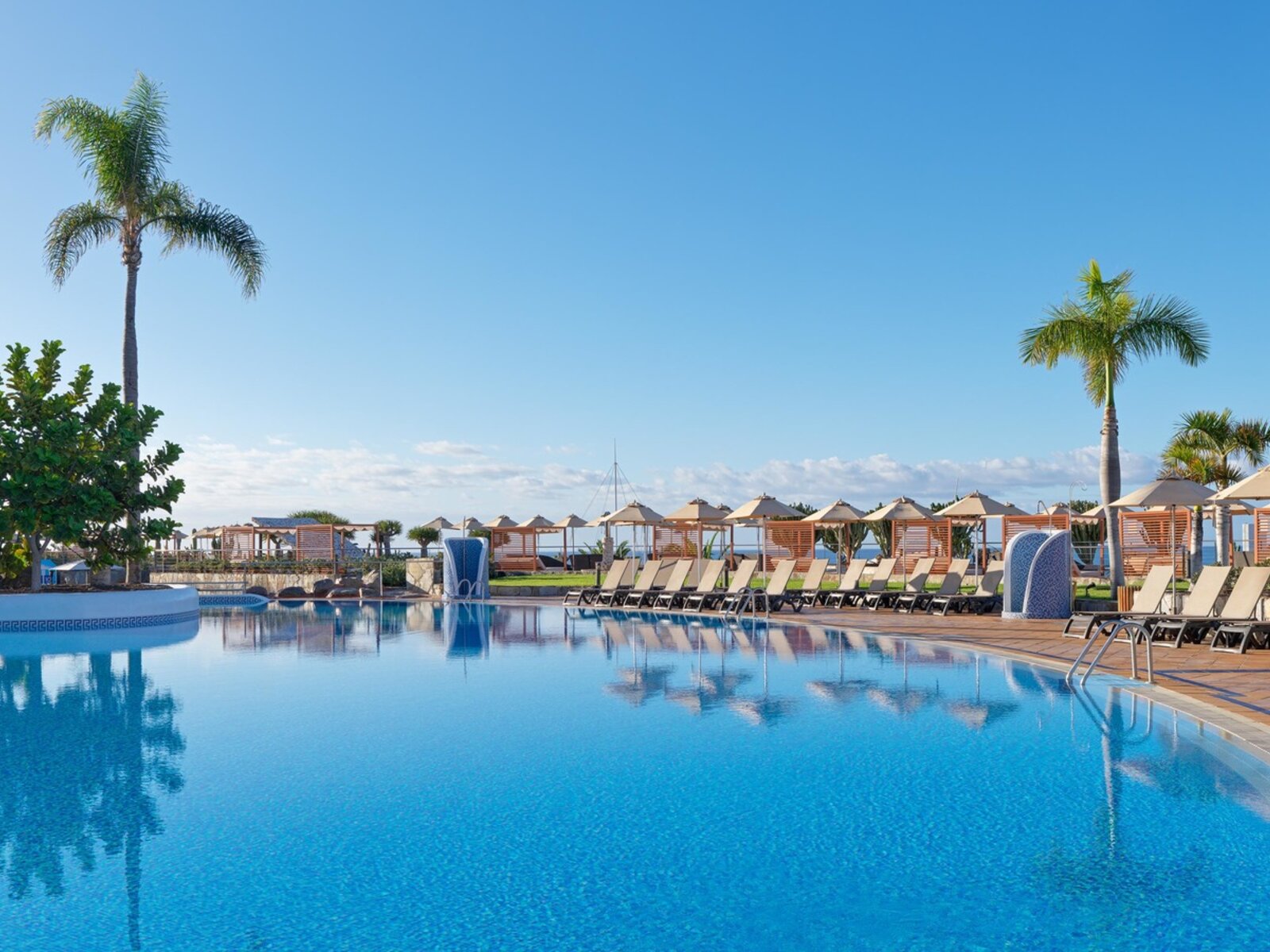 La Choza Pool