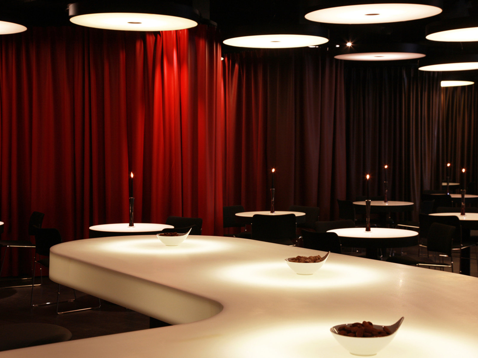 Night Club Lone