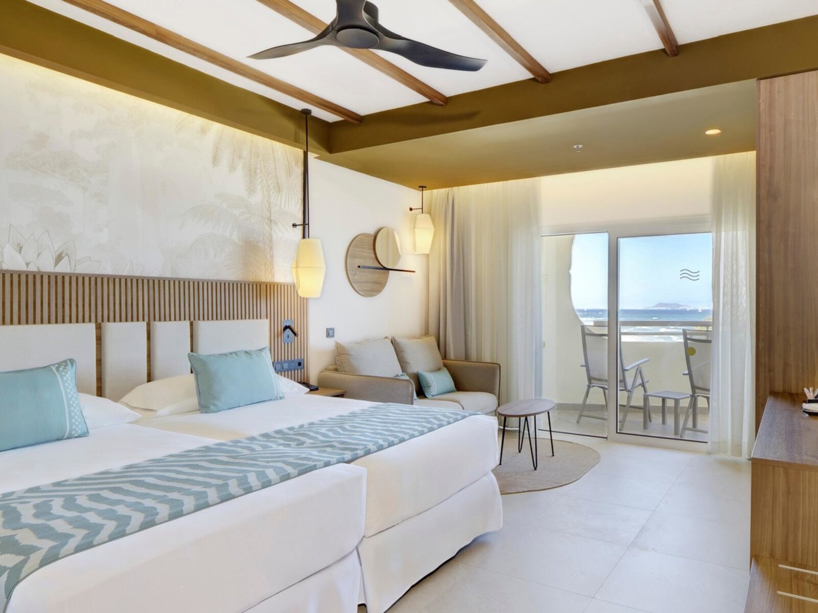 Wohnbeispiel Double Room with Sea View Refurbished („AI-generated“)