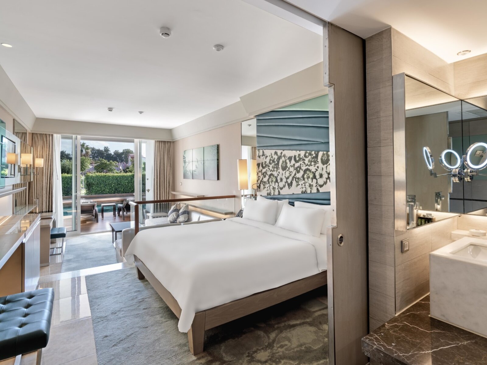 Wohnbeispiel Pool Suite  Ground Floor