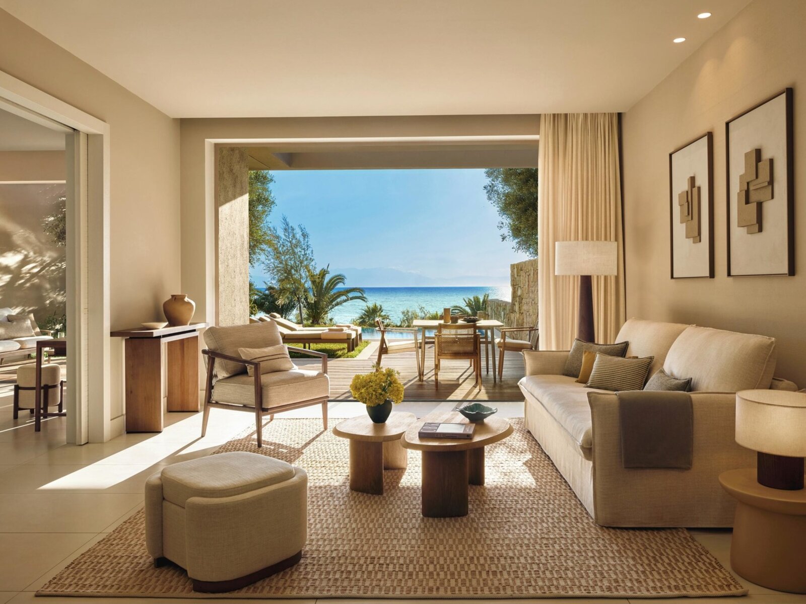 Wohnbeispiel One Bedroom Bungalow Suite private Pool / SV