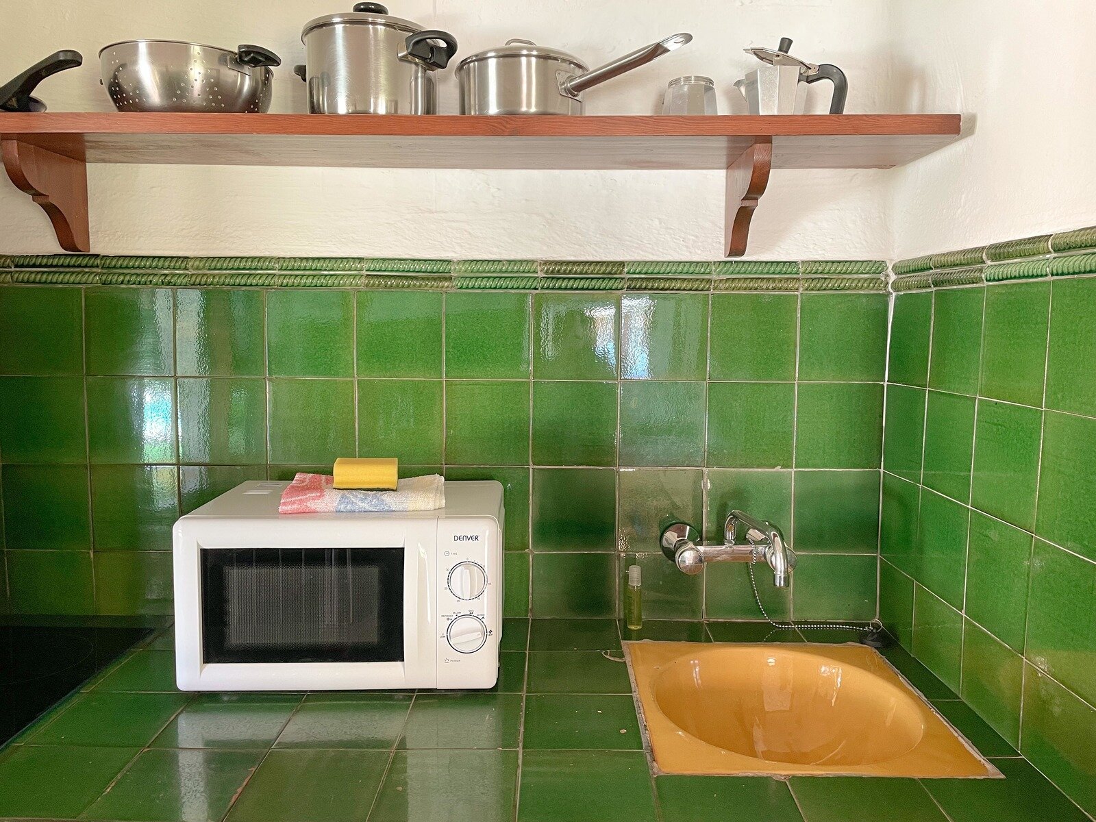 Studio Apartment