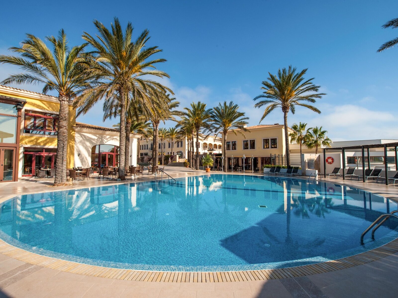 Indoor/Outdoor-Ruhepool