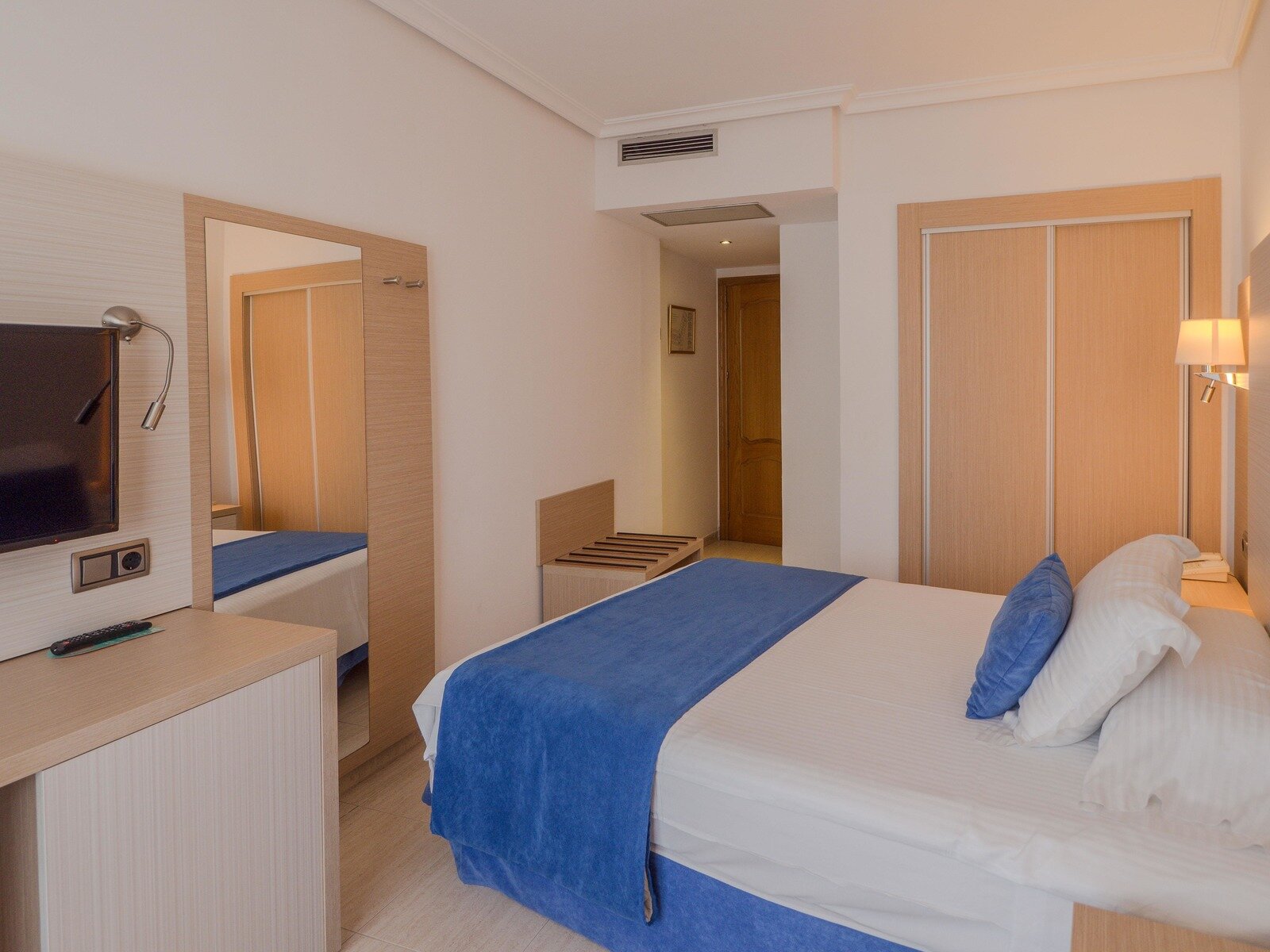Single Bedroom