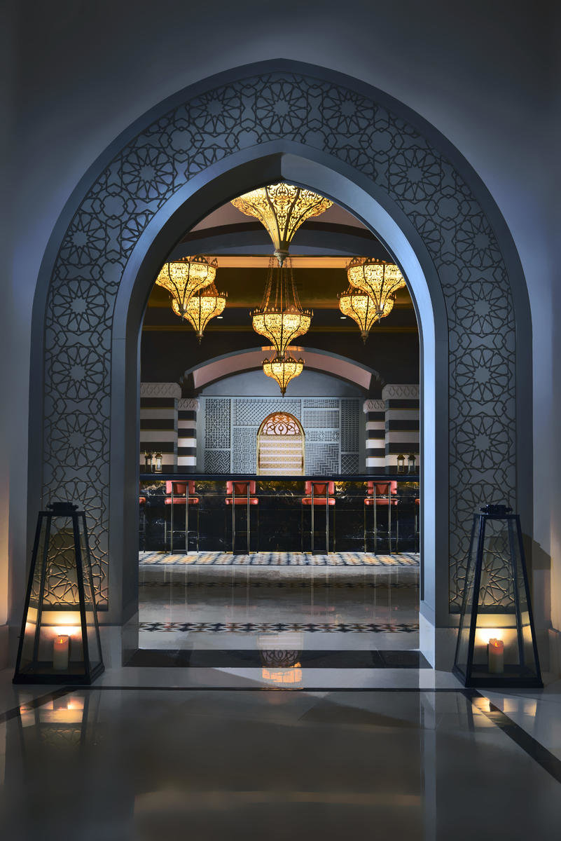 Cazar Lobby Bar