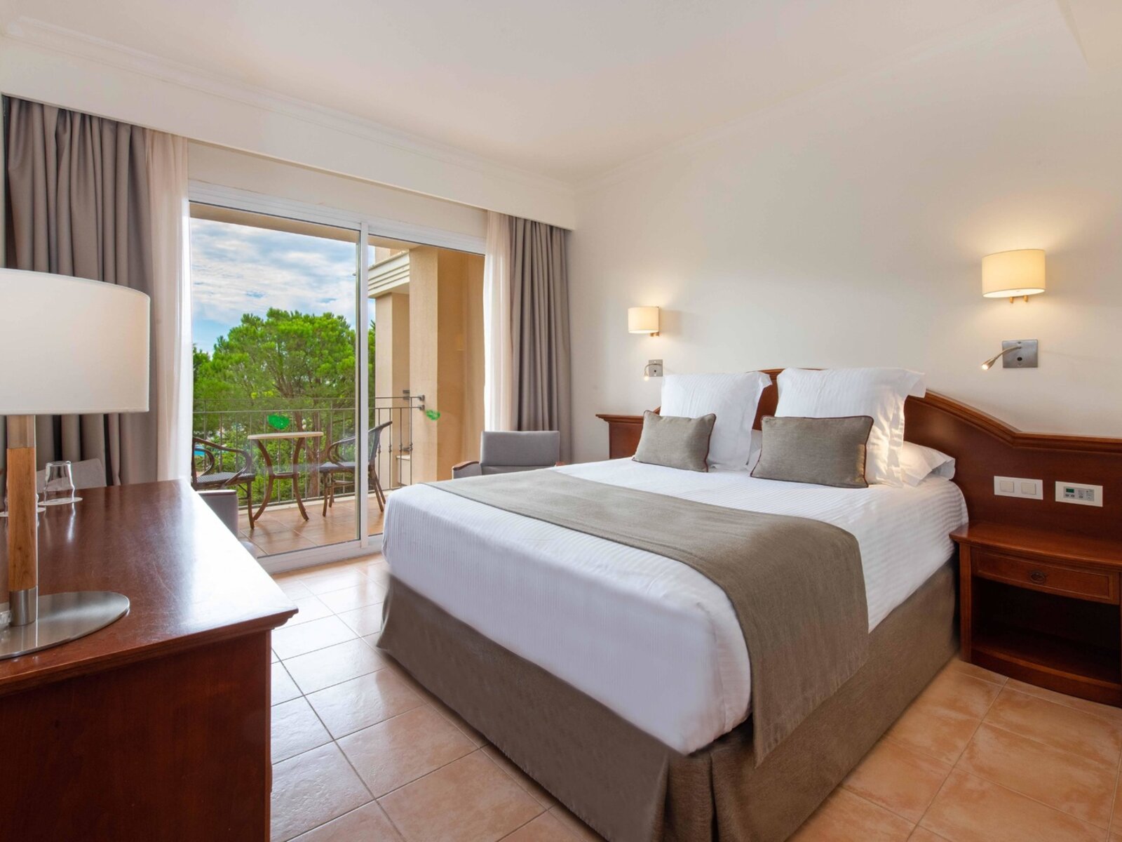 Wohnbeispiel Single with Child Double room standard