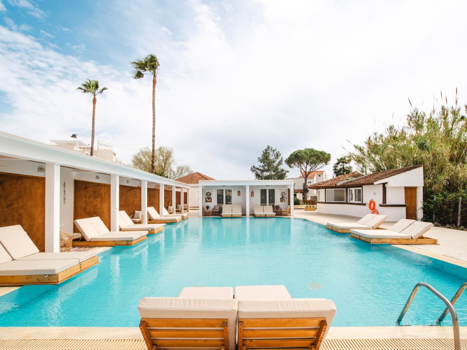 ANNEX POOL