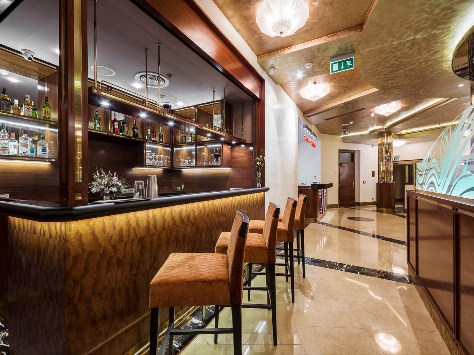 Lobbybar