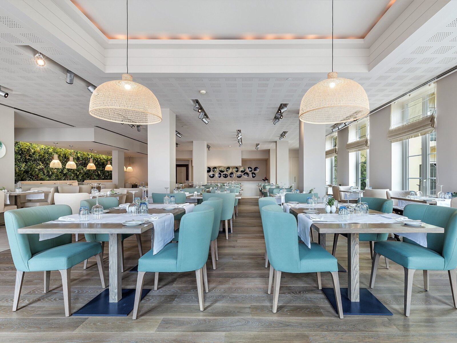 Topos Restaurant