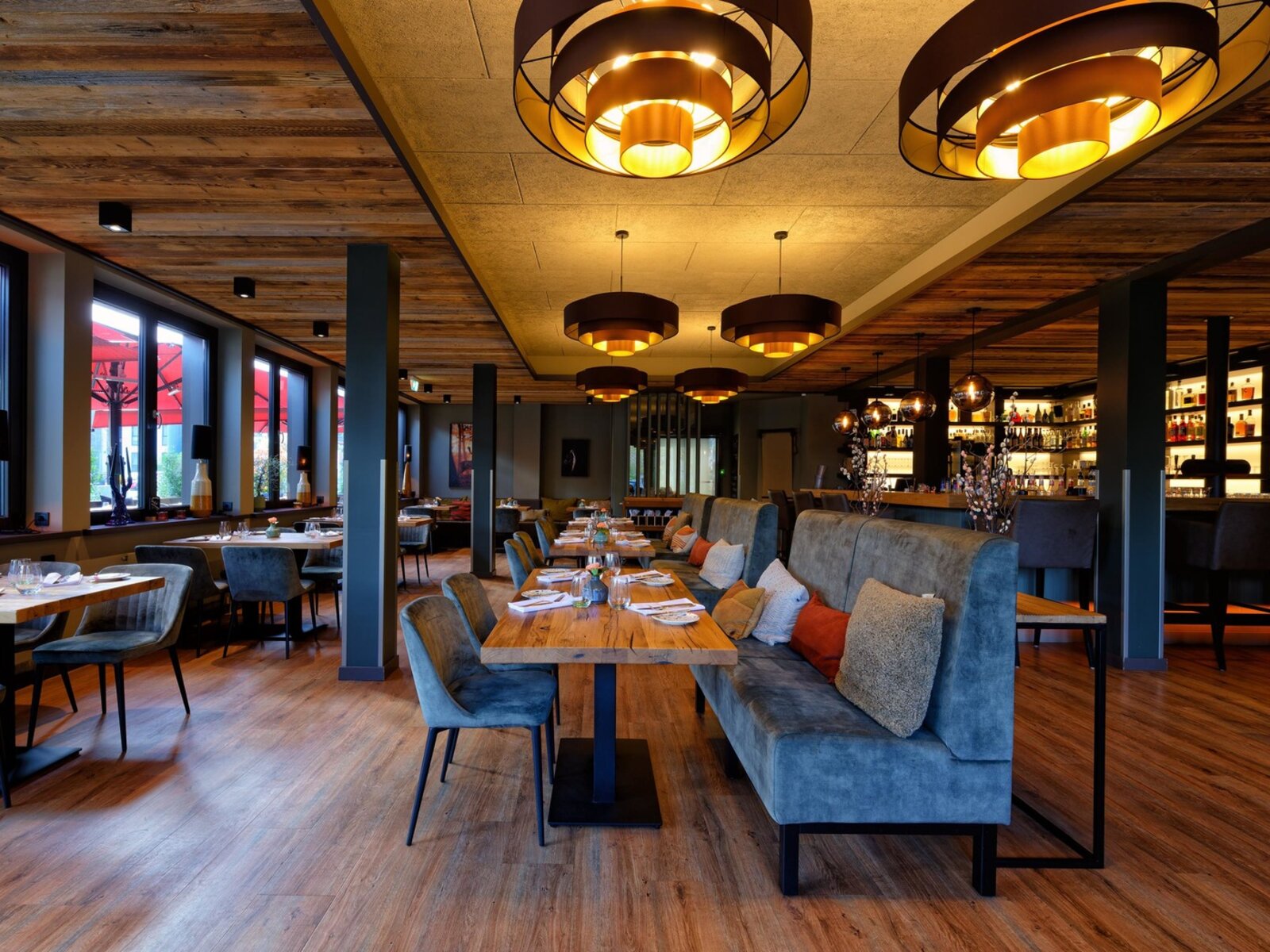 CHALET - Mittagessen & Abendessen