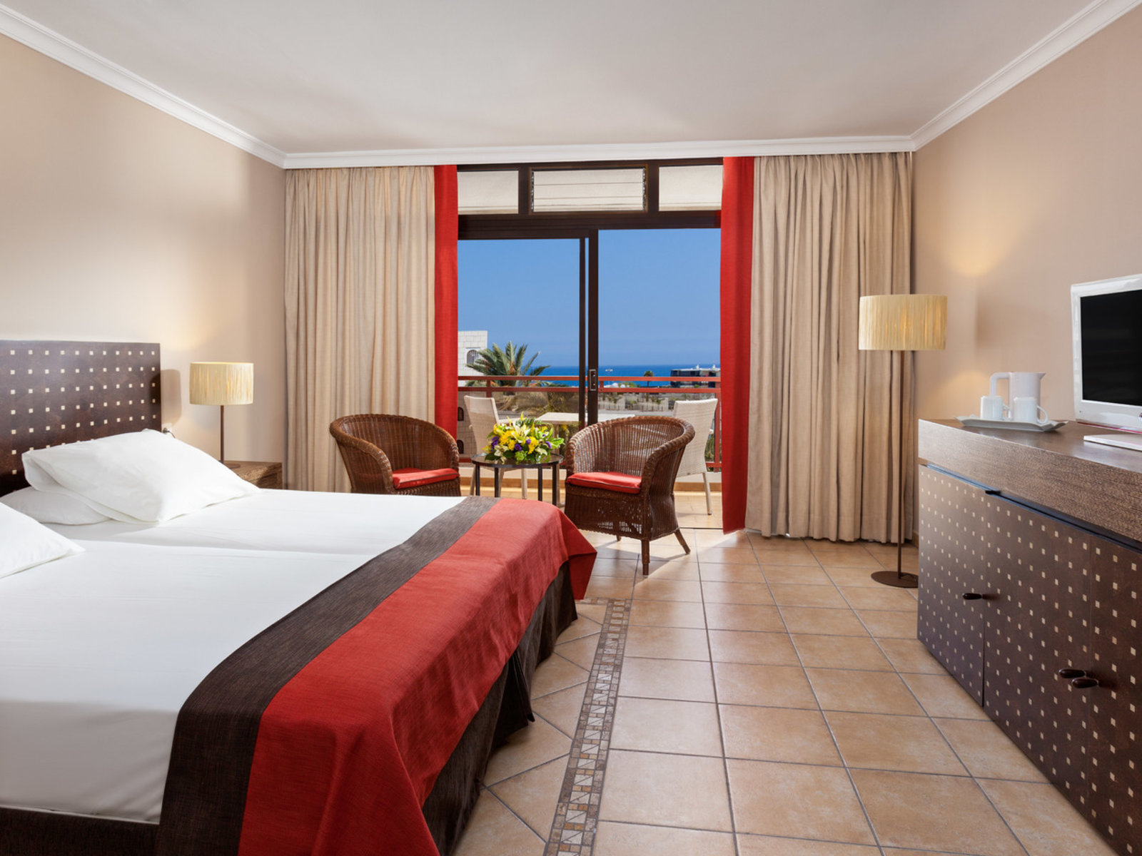 Wohnbeispiel Single with Child Superior Room B