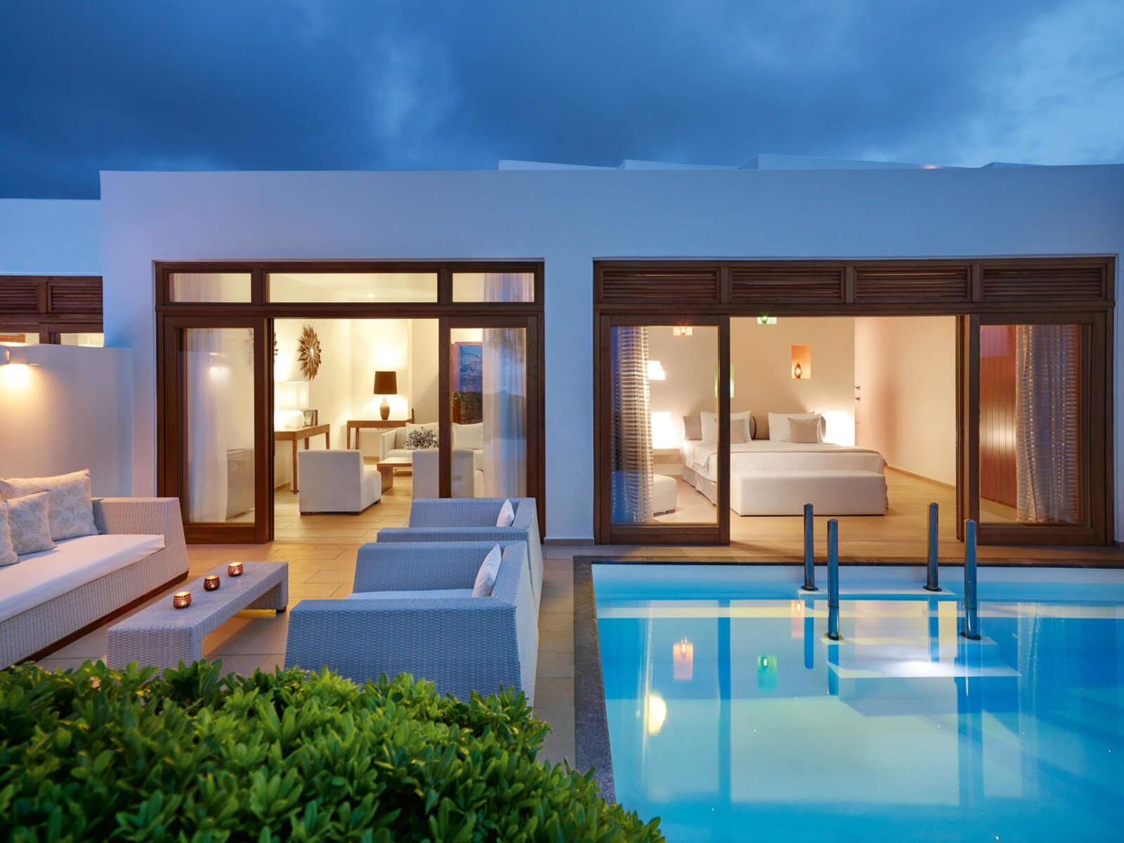 Wohnbeispiel Junior Villa Waterfront with Private Pool
