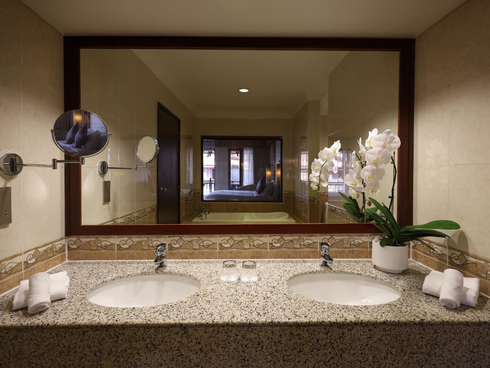Wohnbeispiel Premier Seaview Chalet
