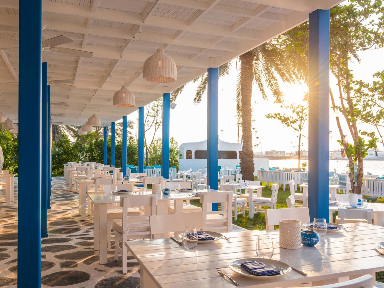 Fish Beach Taverna