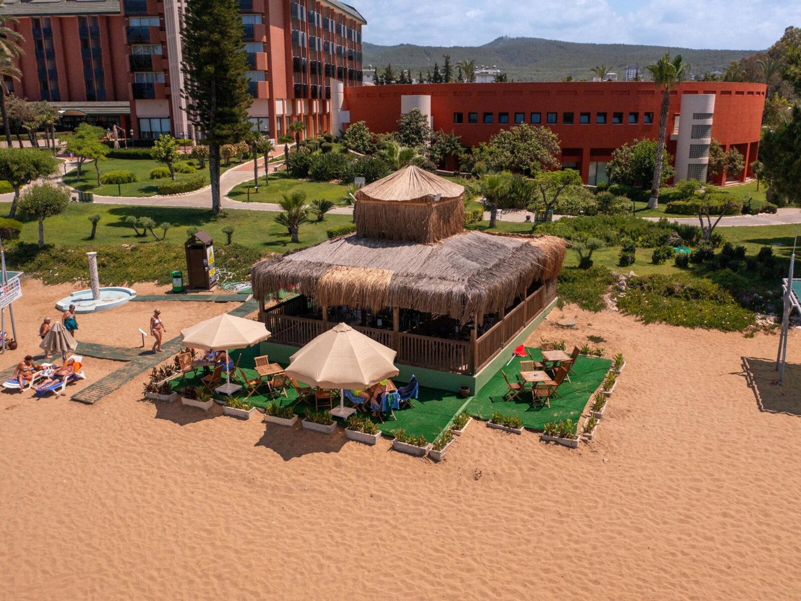 beach bar