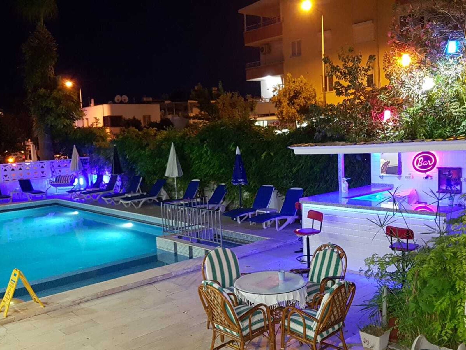 Pool