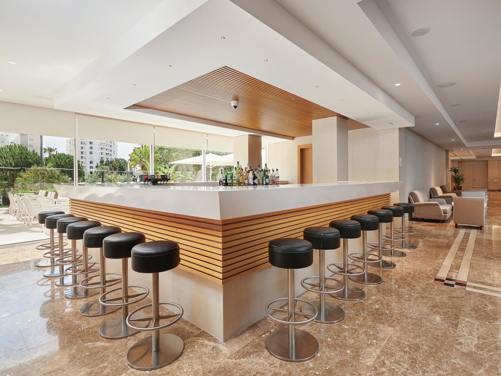 Lobbybar