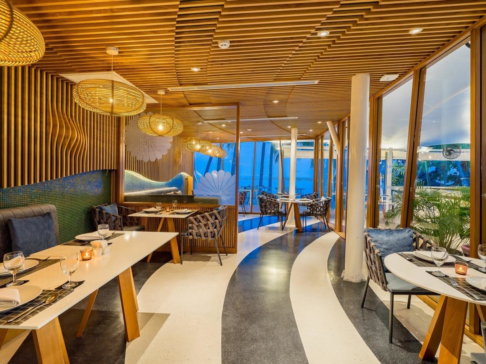 LAGO RESTAURANT
