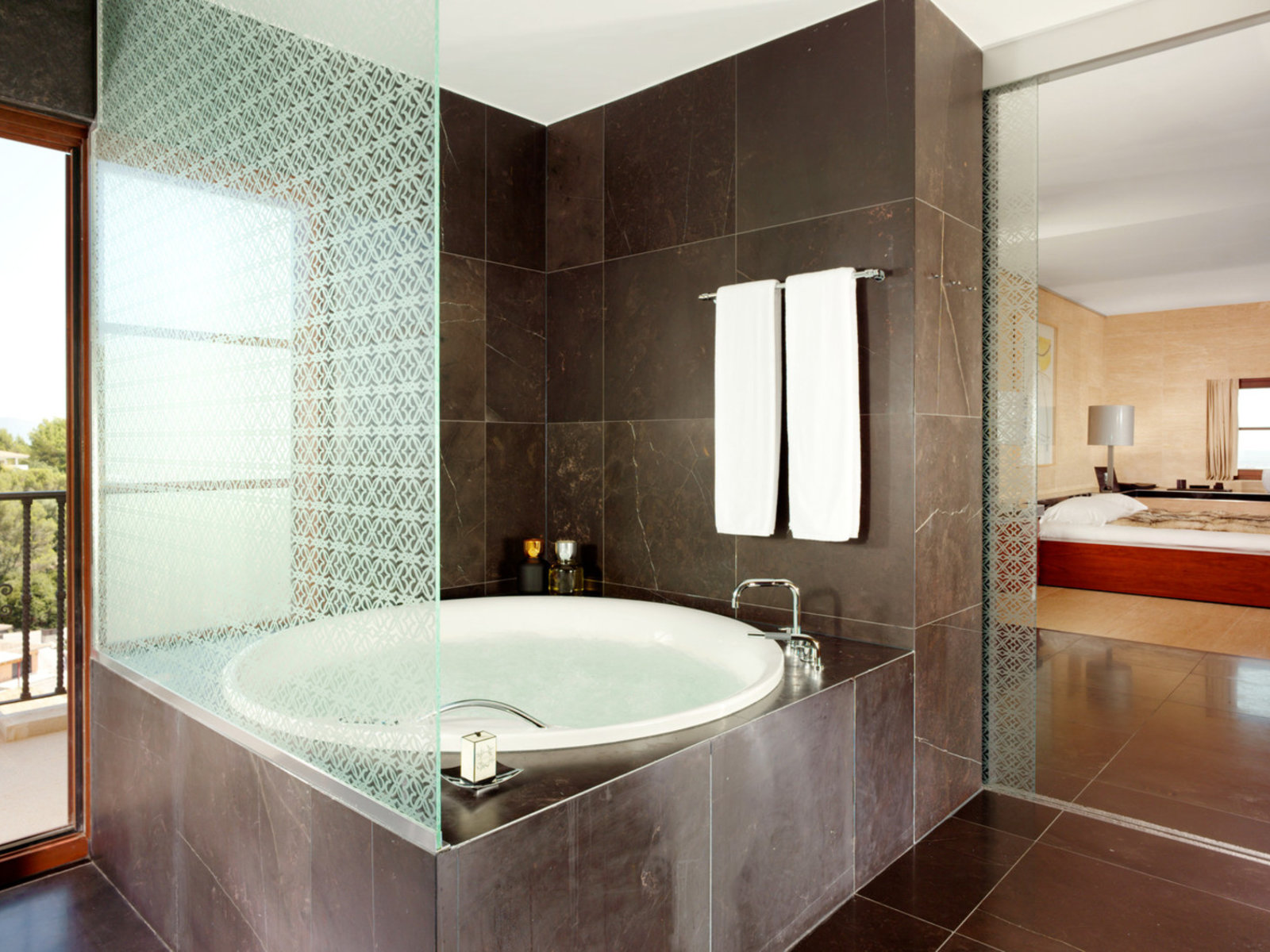 Wohnbeispiel Loewe Suite