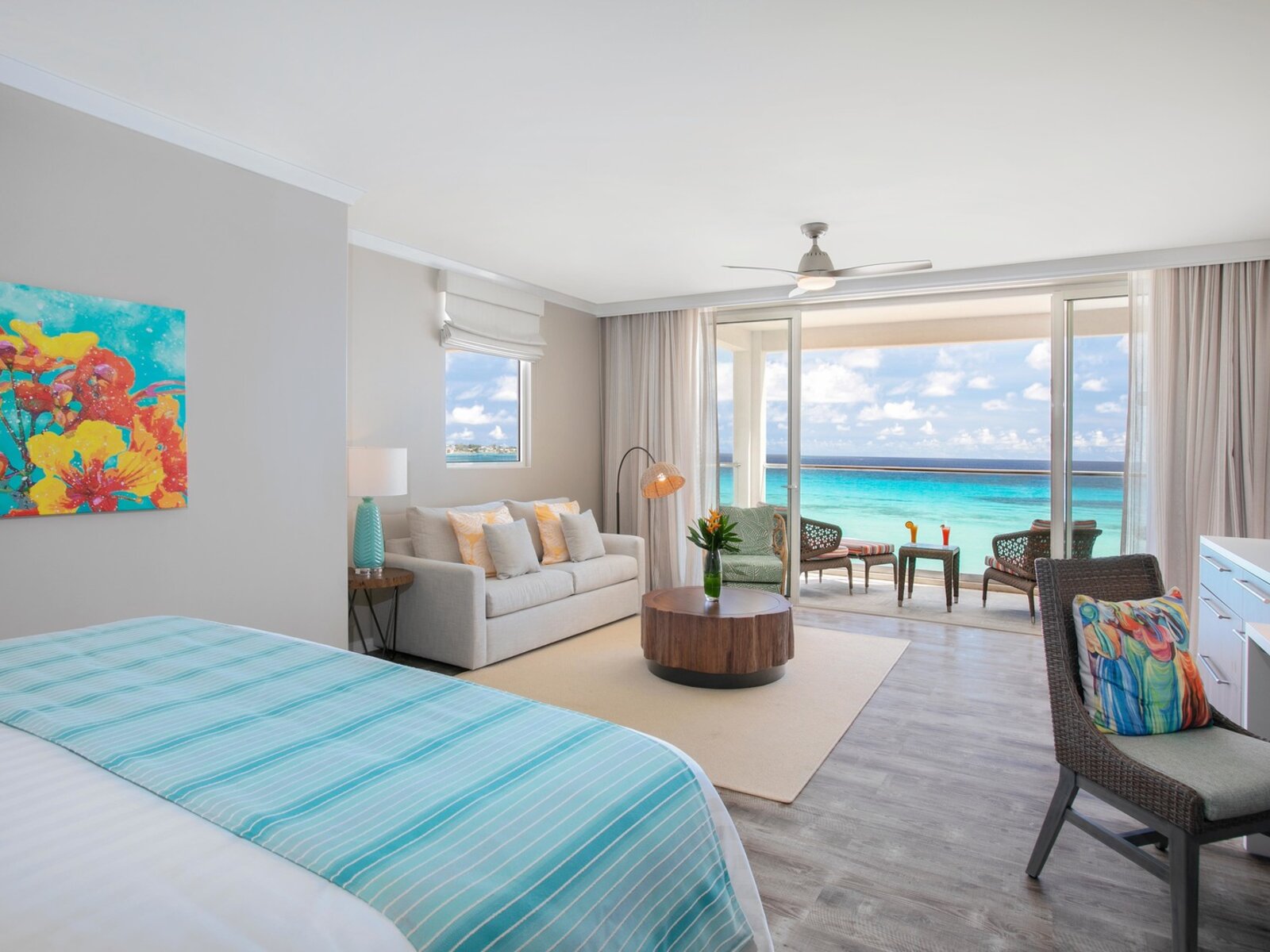 Wohnbeispiel Luxury Oceanfront Junior Suite