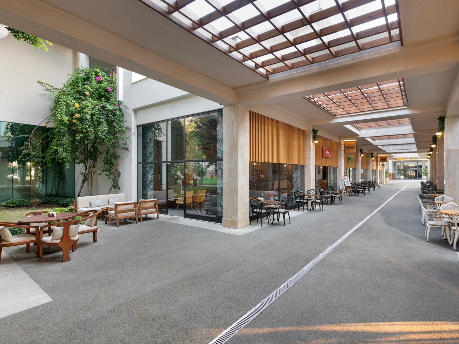 Gilbert Patisserie & Bar